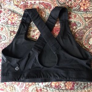 lululemon sports bra